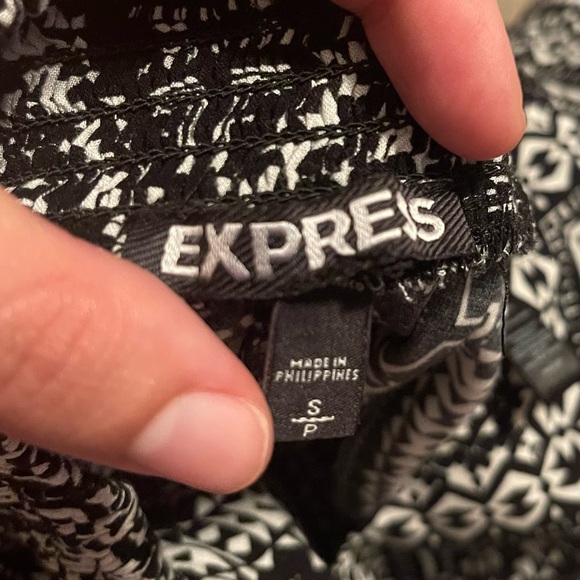 High low maxi skirt by express size small - Picture 3 of 3